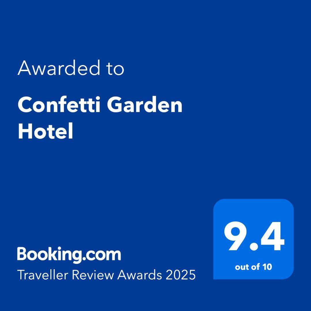 Confetti Garden Hotel 万荣 外观 照片